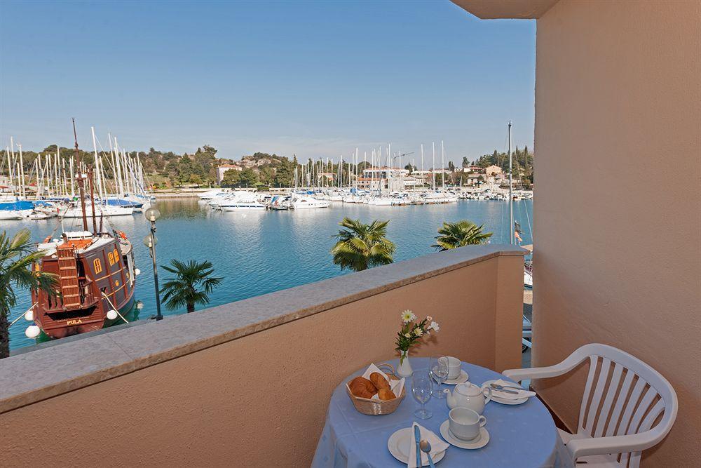 Maistra Select Riva Apartments 弗尔萨尔 外观 照片