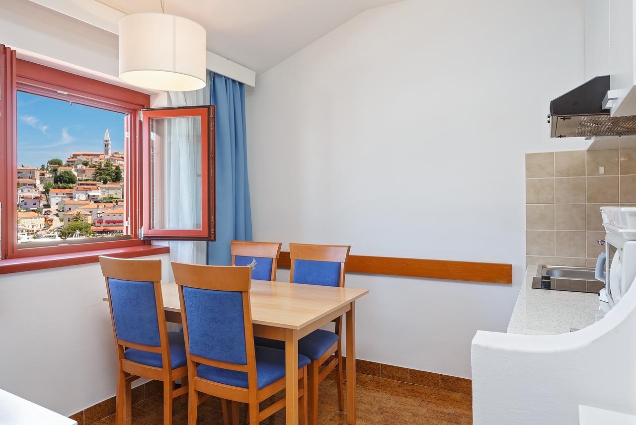 Maistra Select Riva Apartments 弗尔萨尔 外观 照片
